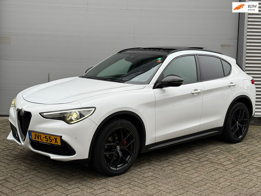 Alfa Romeo Stelvio 2.0 T AWD B-Tech l Pano l VDOH l Volleder l Camera l ACC l 50842040-0.jpg | Zwaard Auto's