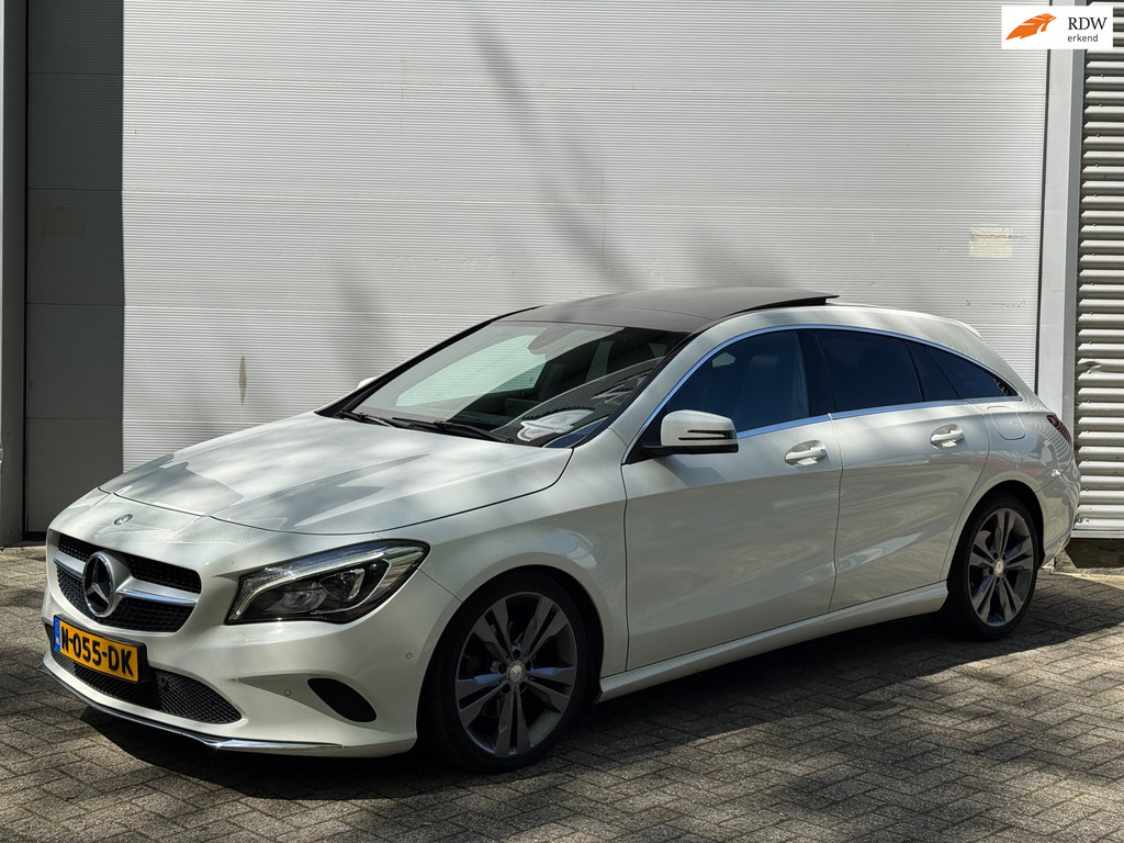 Mercedes-Benz CLA Shooting Brake 180 Lease Edition l Pano l Xenon l Climate l Cruise l PDC l 53076311-0.jpg | Zwaard Auto's