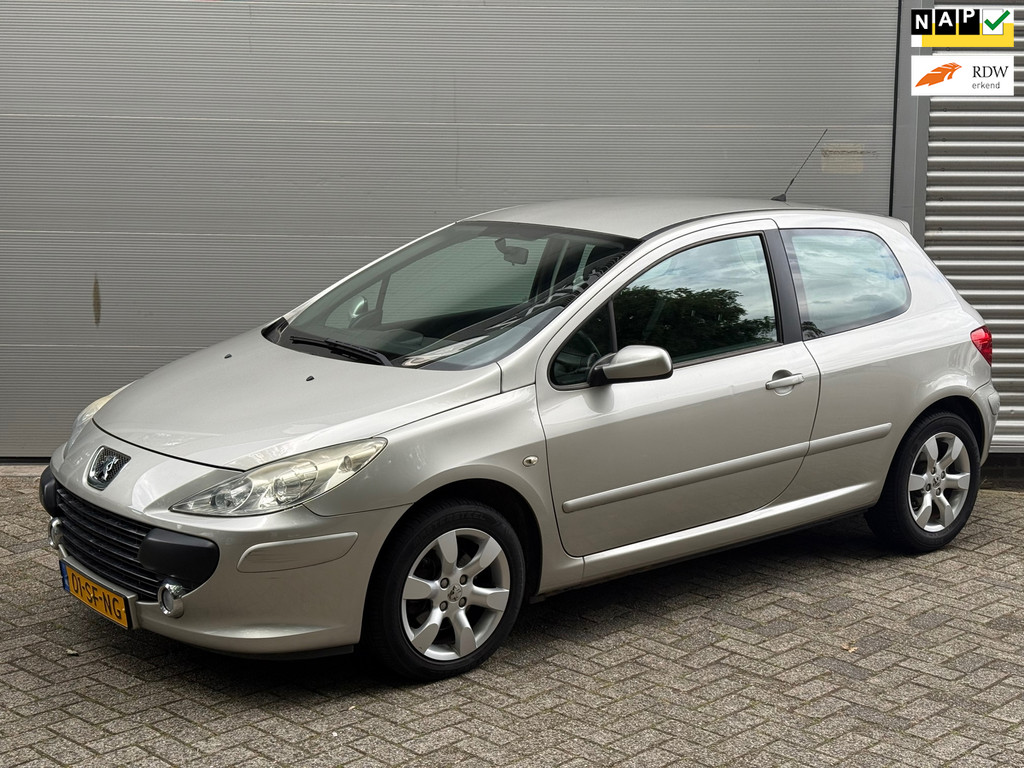Peugeot 307 2.0-16V XS l Automaat l Climate l Rijdt & Schakelt Goed l 55712306-0.jpg | Zwaard Auto's