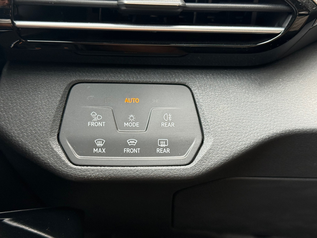 Volkswagen ID.4 Tech 77 kWh l 91,4% SOH l Pano l Camera l VDOH l IZGST l 55712379-15.jpg | Zwaard Auto's