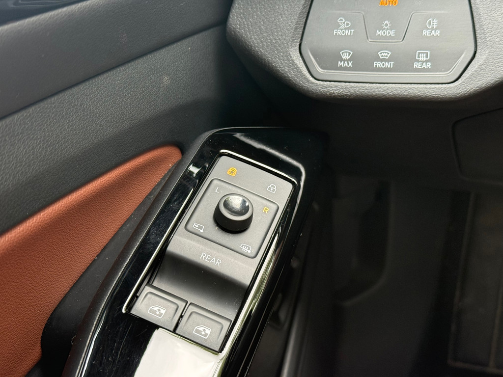Volkswagen ID.4 Tech 77 kWh l 91,4% SOH l Pano l Camera l VDOH l IZGST l 55712379-18.jpg | Zwaard Auto's
