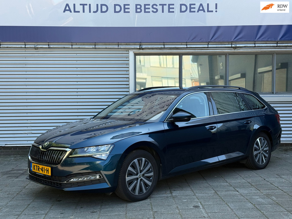 Škoda Superb Combi 1.4 TSI iV Business Edition Plus Plug In Hybride l 91,47% SOH l Winterset l Automaat l Camera l Virtual l Xenon 56168931-0.jpg | Zwaard Auto's