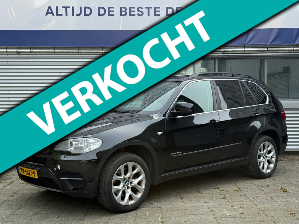 BMW X5 4.0d xDrive High Executive Grijs Kenteken l Pano l Leder l Navi l Cruise l Xenon l 53912164-0.jpg | Zwaard Auto's